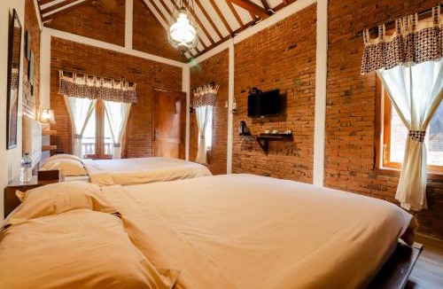 Bangunjiwo House | Omah Teras Bata Guesthouse