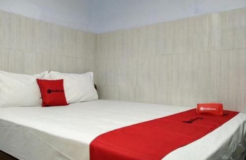 Sumenep Hotel | RedDoorz @ Hotel Surabaya Sumenep