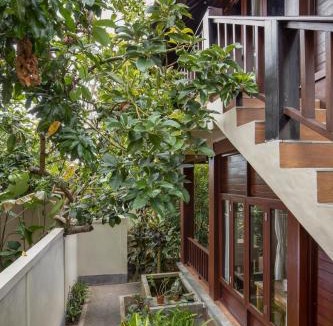 Melayang Bed & Breakfast | Secluded Jungle Villa