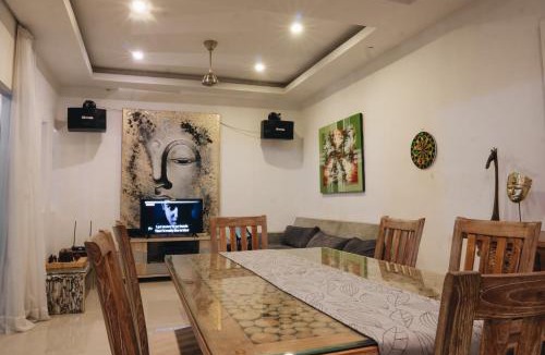 Dewi Sri Villa | Ramita Villa by WizZeLa