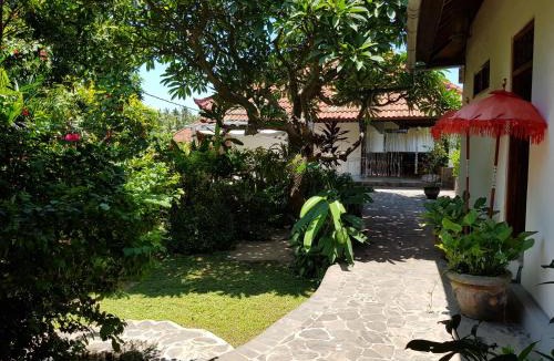 Anturan Hotel | Villa Lumbalumba