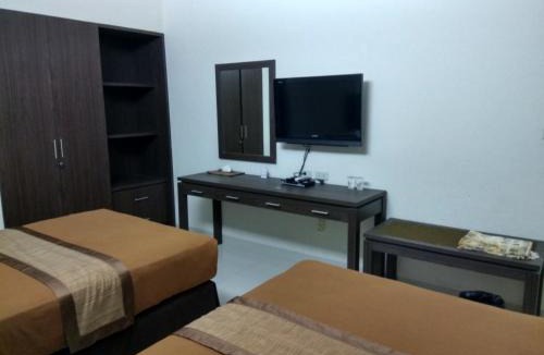 Tanah Datar Bed & Breakfast | Puri Ratna Joewita