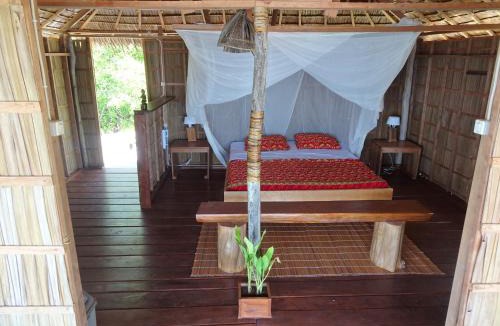Sawinggrai Cabin | Methos Homestay - Raja Ampat