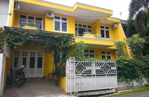 Tegalgundil Hostel | Cendana Mulia Hostel Bogor