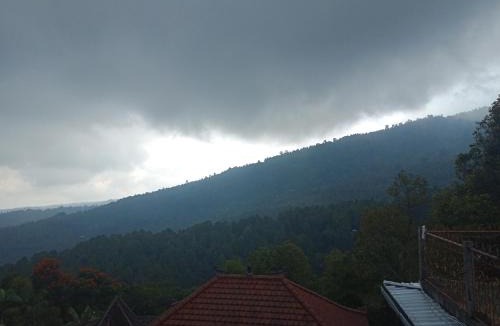 Munduk House | Adila Warung and Homestay