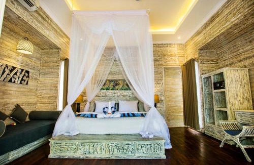 Mushroom Bay Hotel | The Palm Grove Villas