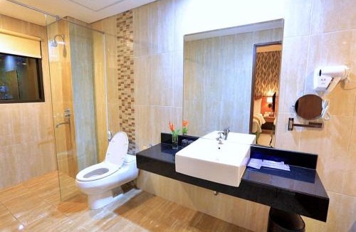 Klojen Hotel | Ijen Suites Resort & Convention
