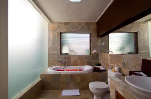 Batubelig Villa | The Awan Villas Seminyak