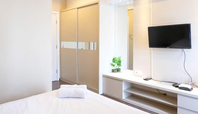 Best Choice And Strategic 1Br Apartment At Trillium Residence