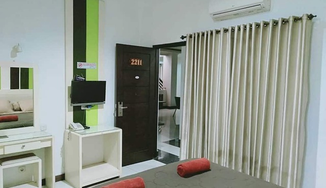 Rizh Hotel