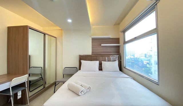 Cozy Designed Studio Apartment At Grand Asia Afrika