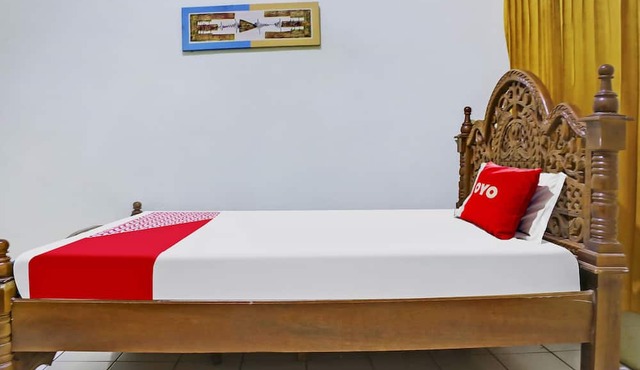 OYO 90316 Hotel Candri Pelaihari