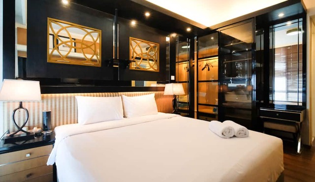 Spacious 2Br At The Via And The Vue Apartment Surabaya