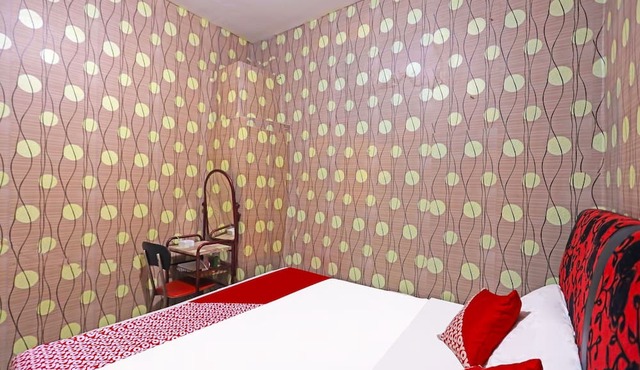 Hotel O Satria Homestay Syariah in Batam