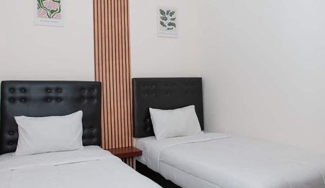 Omah Pandhoek Hotel Alun Alun Nganjuk by Sajiwa