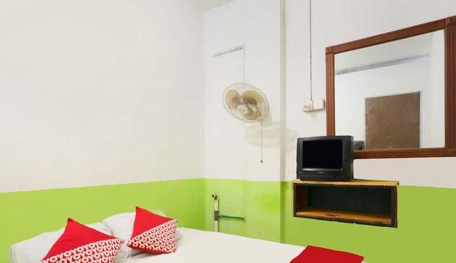 Hotel O Wr House Syariah BatamNearEast Coast Park in Batam
