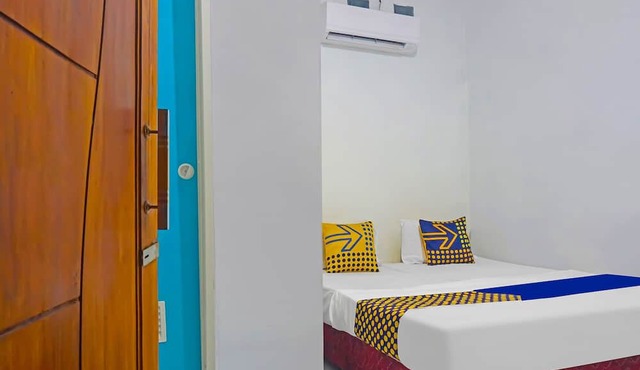 SPOT ON 92154 Nusasari Guest House in Sukabumi