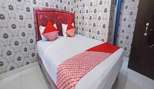 OYO 92514 Hotel Puriwara in Talang Gudang