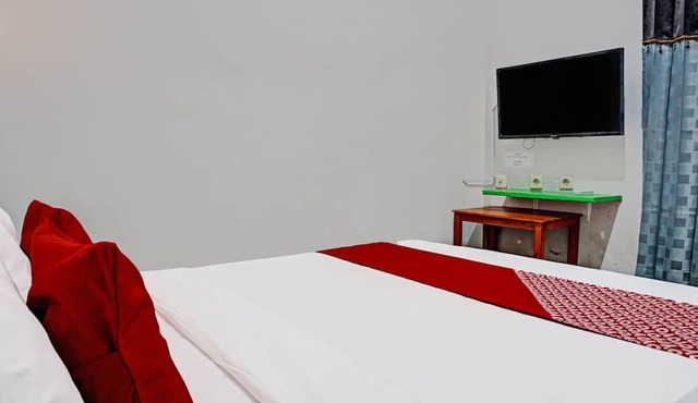 OYO 91599 Penginapan Mutiara Madiun
