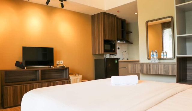 Simply Look Studio Room LRT City Jatibening Apartment