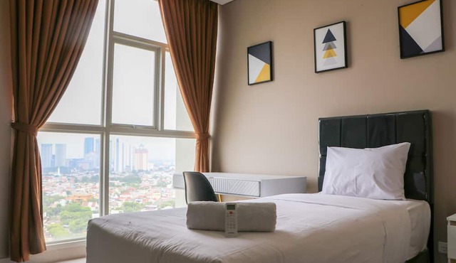 Spacious And Comfy 3Br Ciputra International Apartment
