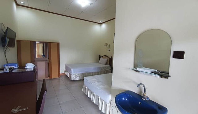 Hotel O Ervina Homestay Syariah Batakan