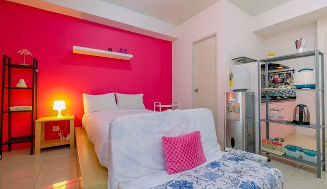 Modern and Comfort Stay @ Studio Pakubuwono Terrace Apartment