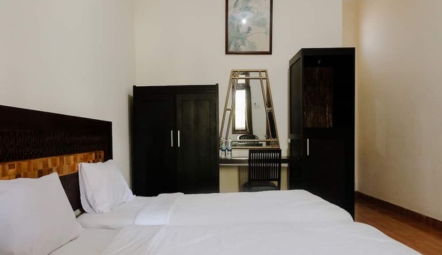 Hotel Mahkota Plengkung