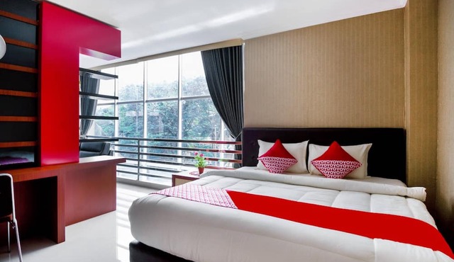 Super OYO 3431 Alpha Hotel Syariah in Palembang