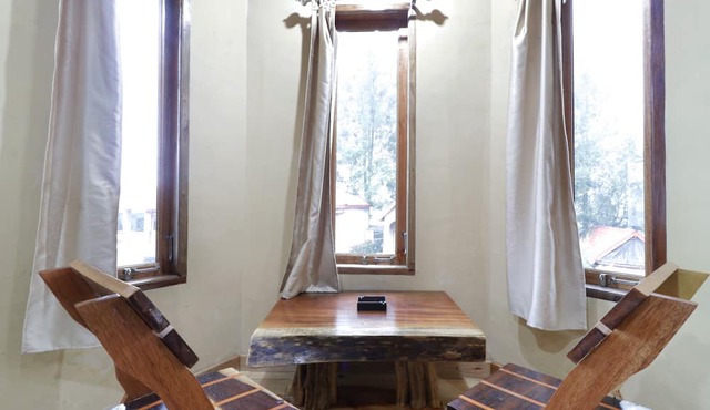 Alloyna Country Cottage in Berastagi