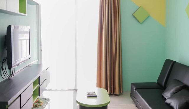 Elegant and Comfy 1BR Green Central City Apartment