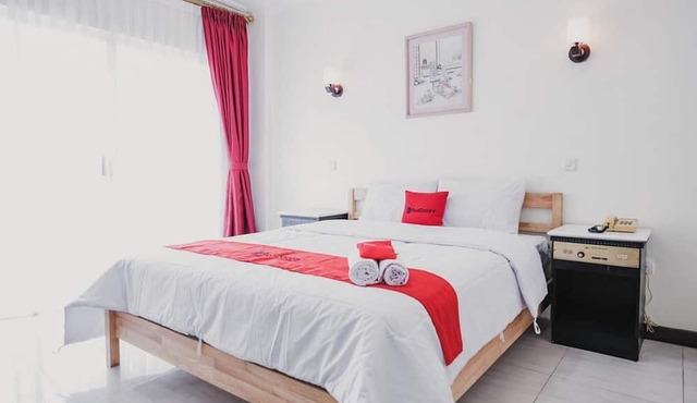 RedDoorz Plus near Pelabuhan Merak