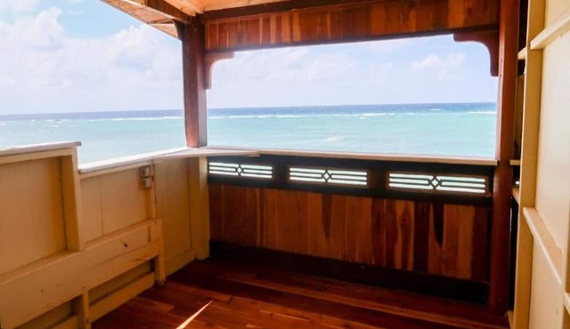 Phinisi Hostel Bira