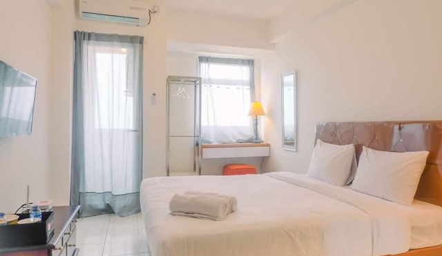 Best Price Studio Apartment at Gunung Putri Square