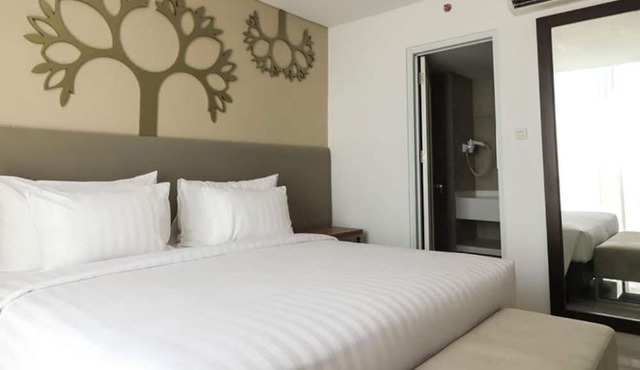 Palm Park Hotel Surabaya