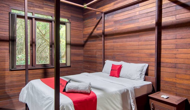 RedDoorz Resort @ Taman Wisata Mangrove in Jakarta