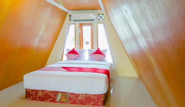 OYO 921 Hotel Ratu Pantai