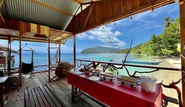 Gibran Dive Guest House