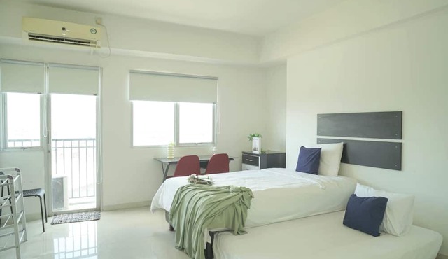 Studio Apartment At Park View Condominium