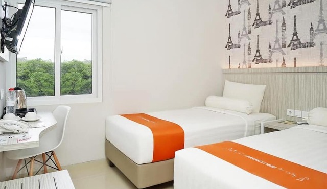 Front One Hotel Sragen in Sragen