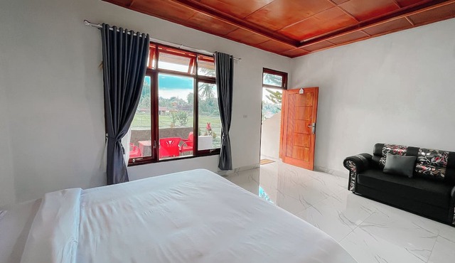 Doni Guest House by Staigo in Samosir