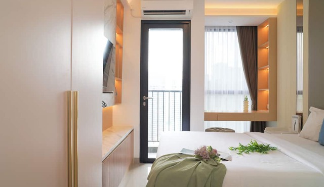 Chic And Comfortable Studio At Apartment Ciputra World 2