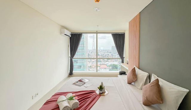 Spacious 1Br With City View At Praxis Apartment in Surabaya
