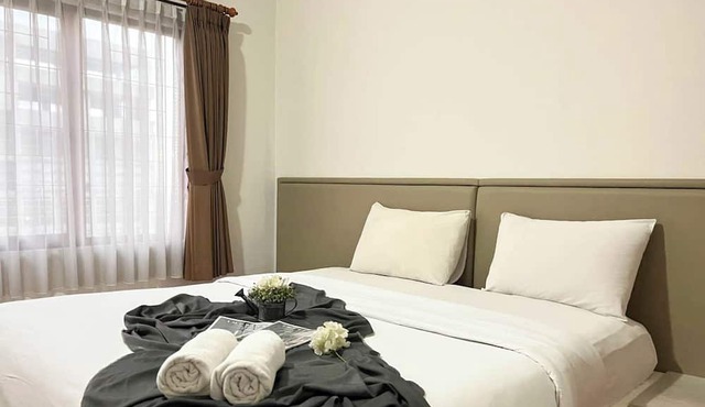 Spacious White 3Br At Grand Setiabudi Apartment