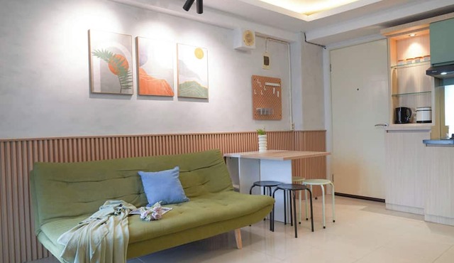 Pleasant White 3Br At Bassura City Apartment