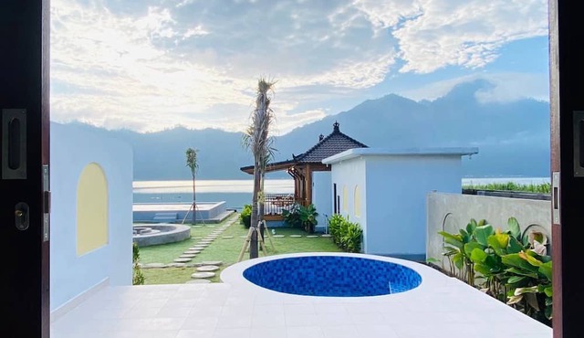 The Kintamani Villas Tepi Danau and Natural Hot Spring