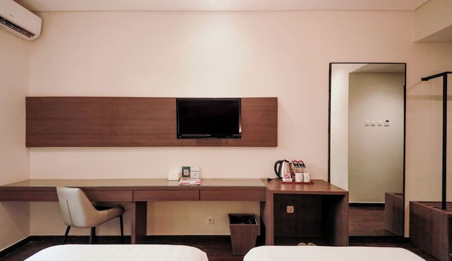 Lotus Garden Hotel by Waringin Hospitality