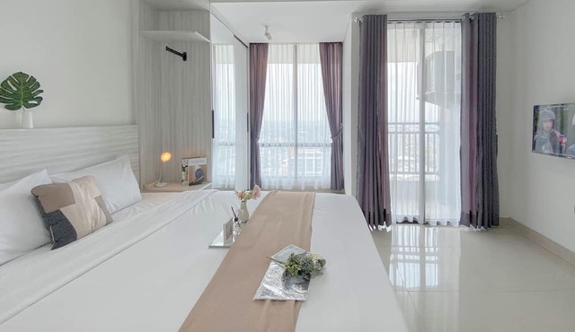 Comfort And Simply Look Studio Lrt City Bekasi Apartment
