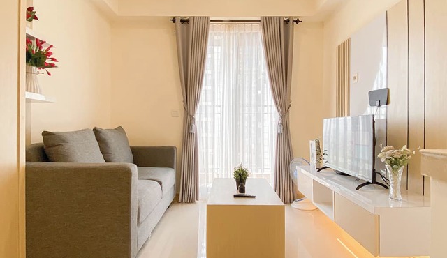 Compact Living 2Br At Meikarta Apartment in Cikarang
