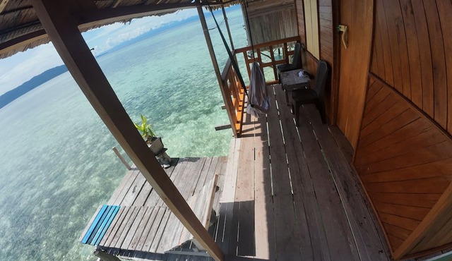 Arborek Dive Homestay